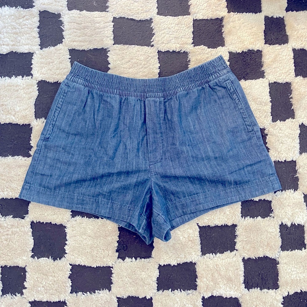 Comfy blue denim shorts